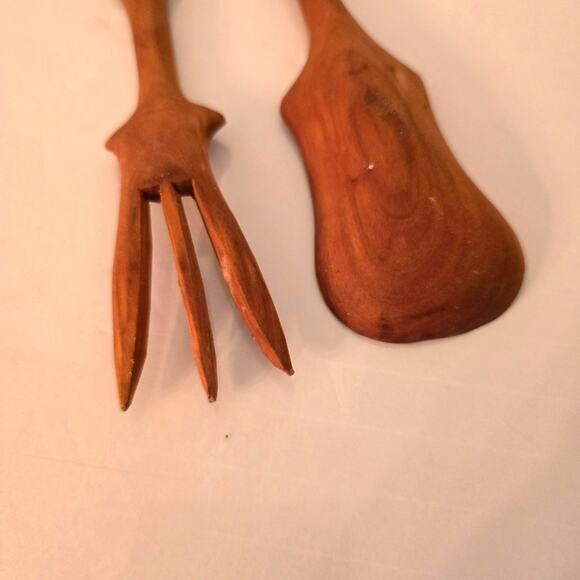 Vintage Carved Wooden Salad Spoon Fork Servers Floral Leaves 11.5in 70s 80s - Picture 8 of 9